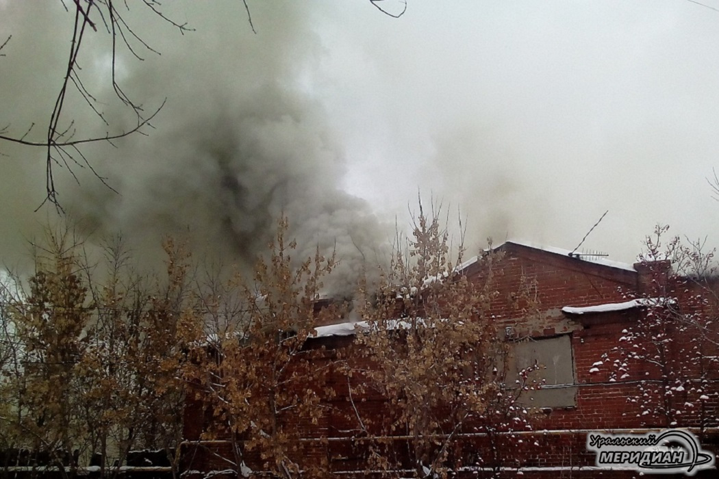 За сутки в Курганской области произошло 5 пожаров, которые тушили почти 40 человек