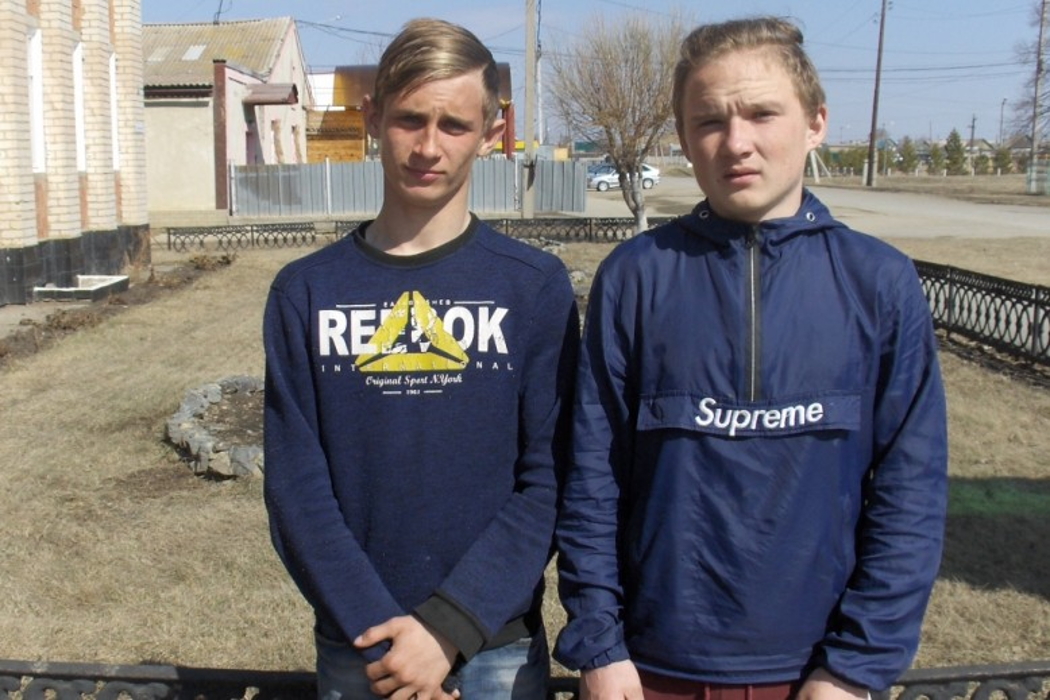 На Южном Урале подростки спасли шестерых маленьких детей на пожаре