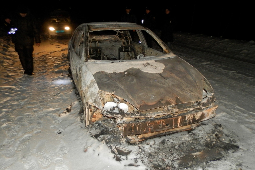 Житель Зауралья убил мужчину и сжег его труп в машине