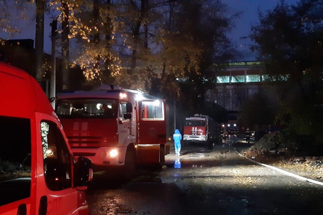 На Уральском дизель-моторном заводе произошел крупный пожар