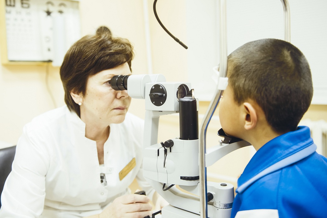 Тюменские офтальмологи вылечили редкую форму косоглазия у 5-летней девочки