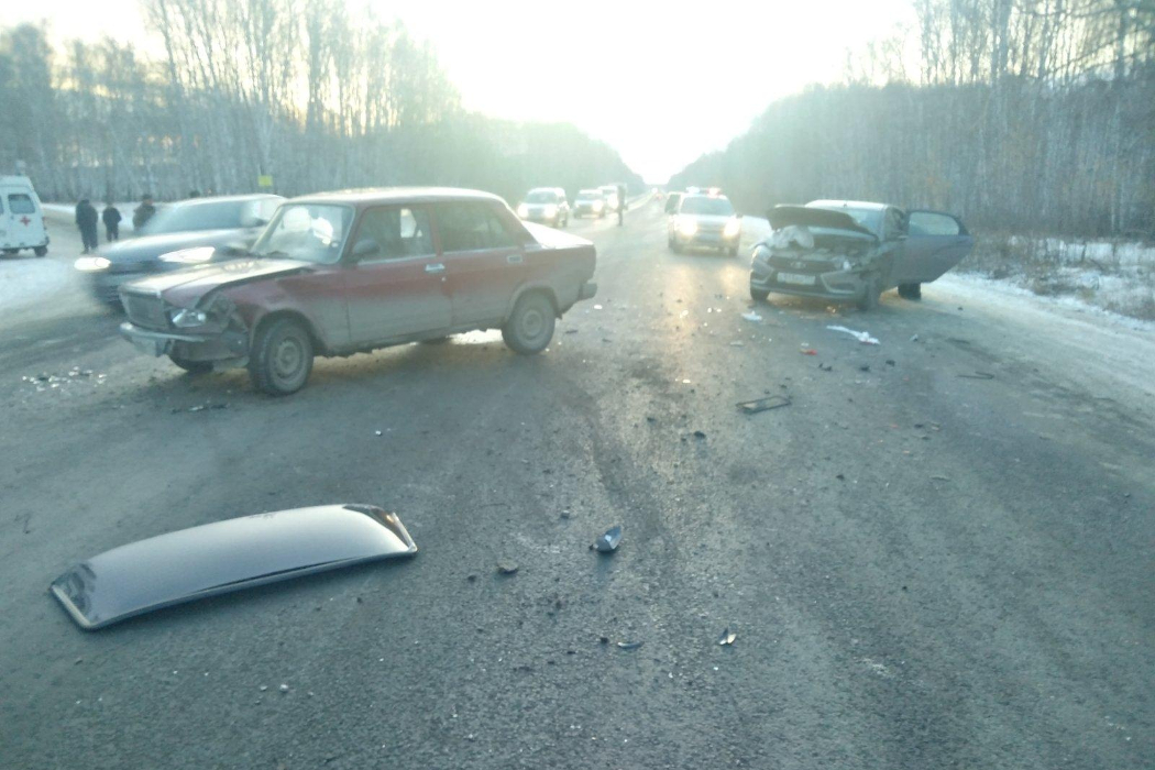 На Южном Урале в массовом ДТП пострадали 3 человека