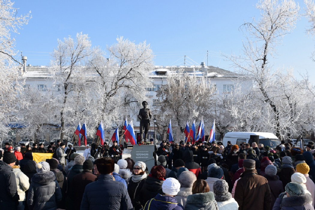 Открытие памятника Черемисину в Шадринске