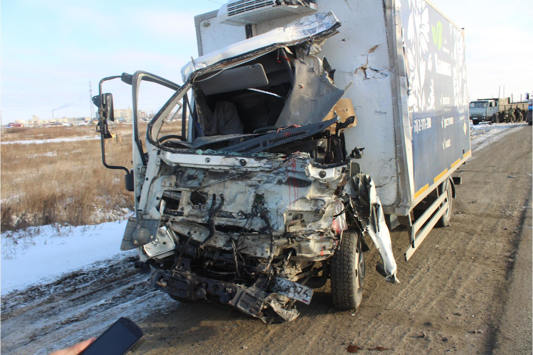 В Курганской области в ДТП с КАМАЗом погиб водитель автомобиля ISUZU