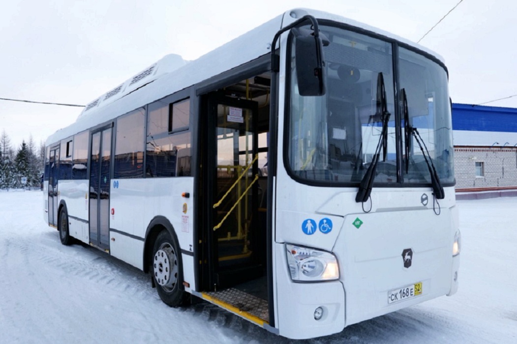 В Новом Уренгое появились автобусы на экологичном топливе