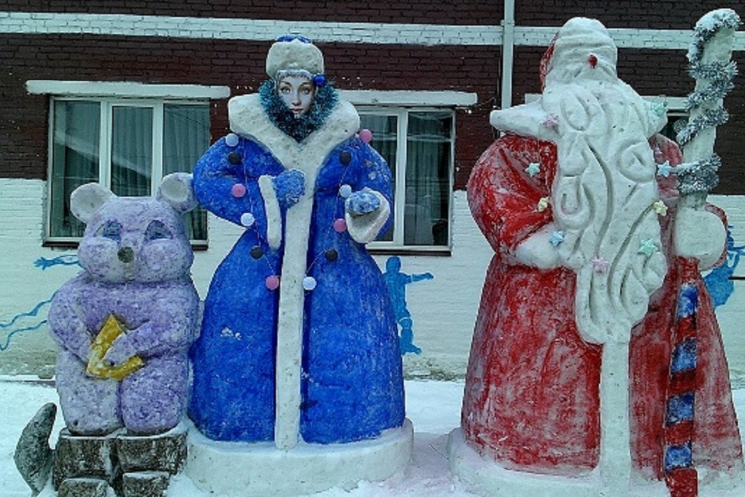 Вот это мастерство: на Урале малолетние осужденные слепили снежные фигуры