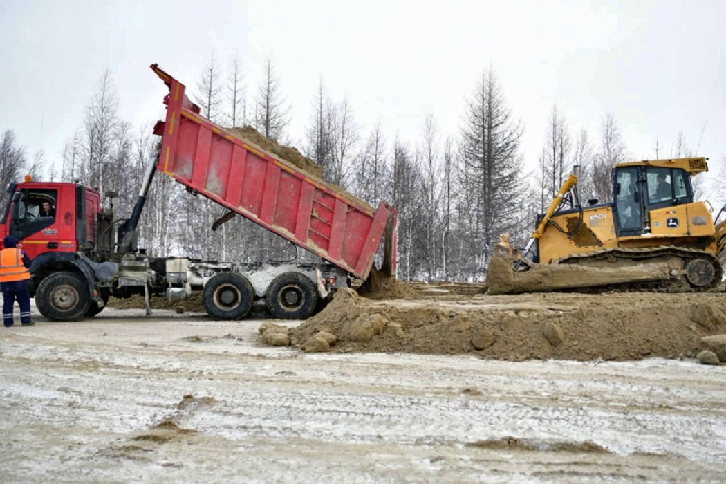 На Ямале к концу года завершат строительство трассы Надым-Салехард