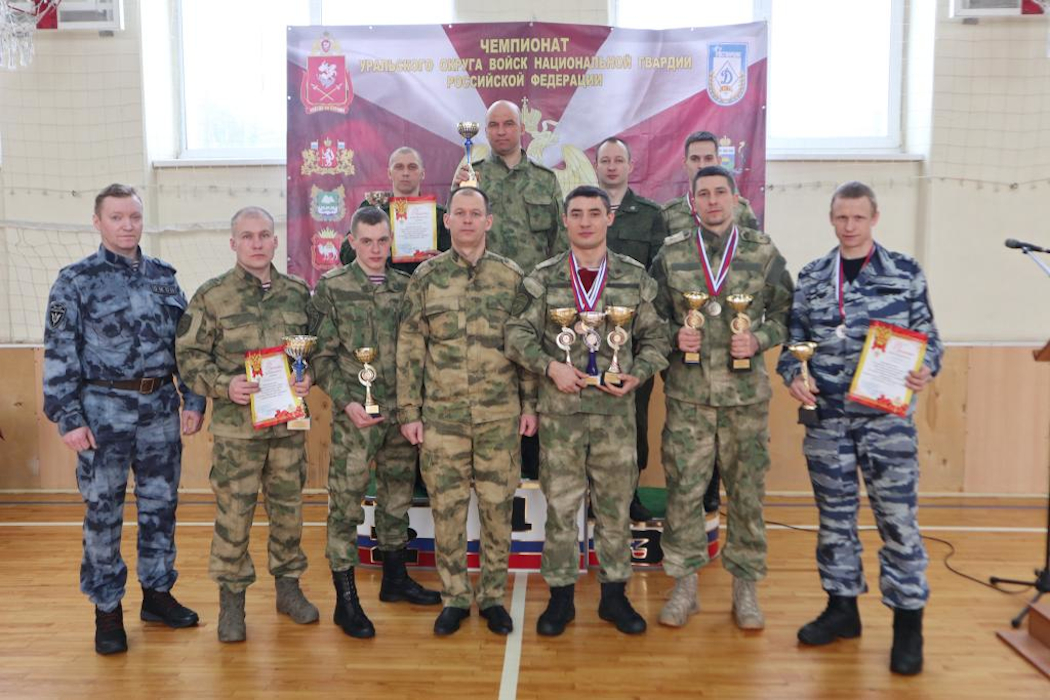 В Уральском округе Росгвардии состоялся чемпионат по офицерскому троеборью