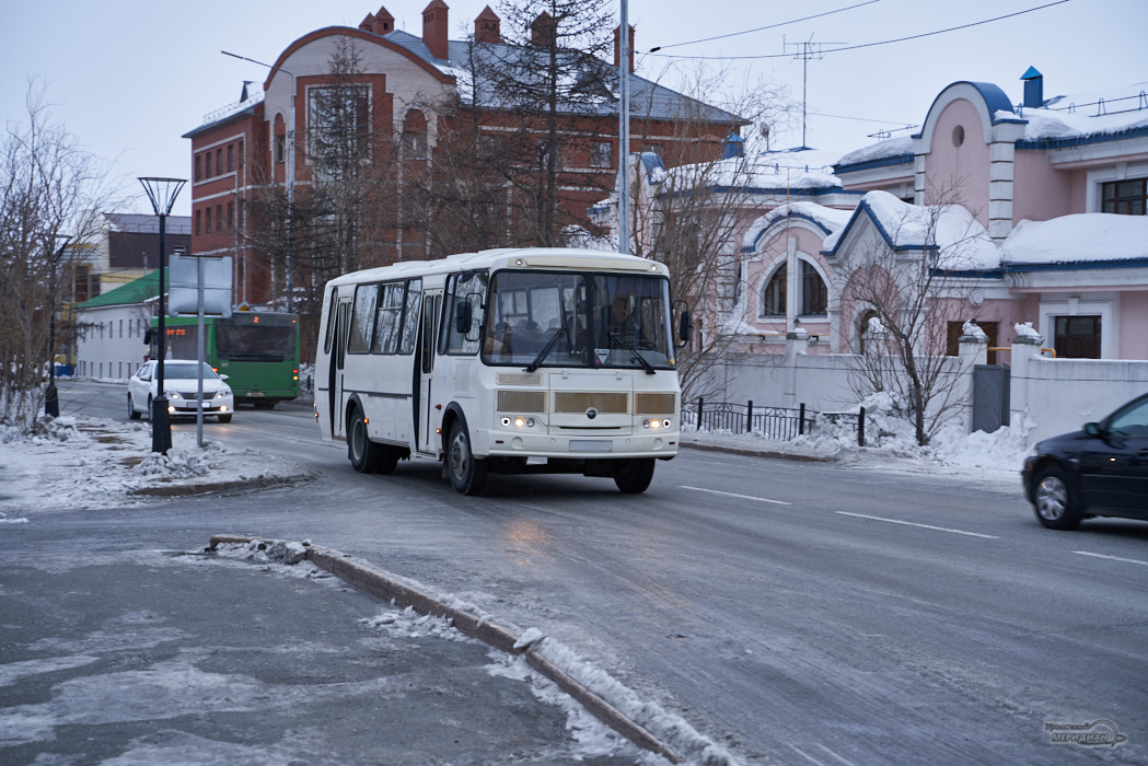 автобус транспорт дорога салехард