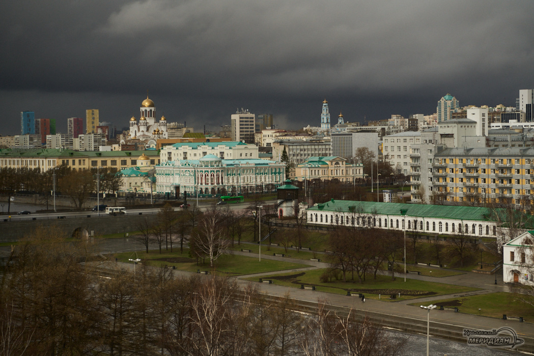 Екатеринбург погода тучи гроза