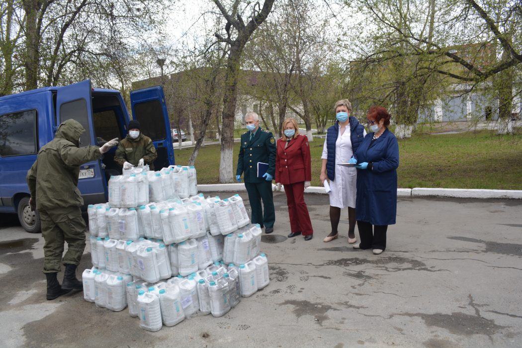 Челябинские таможенники передали больнице 150 000 конфискованных медсредств