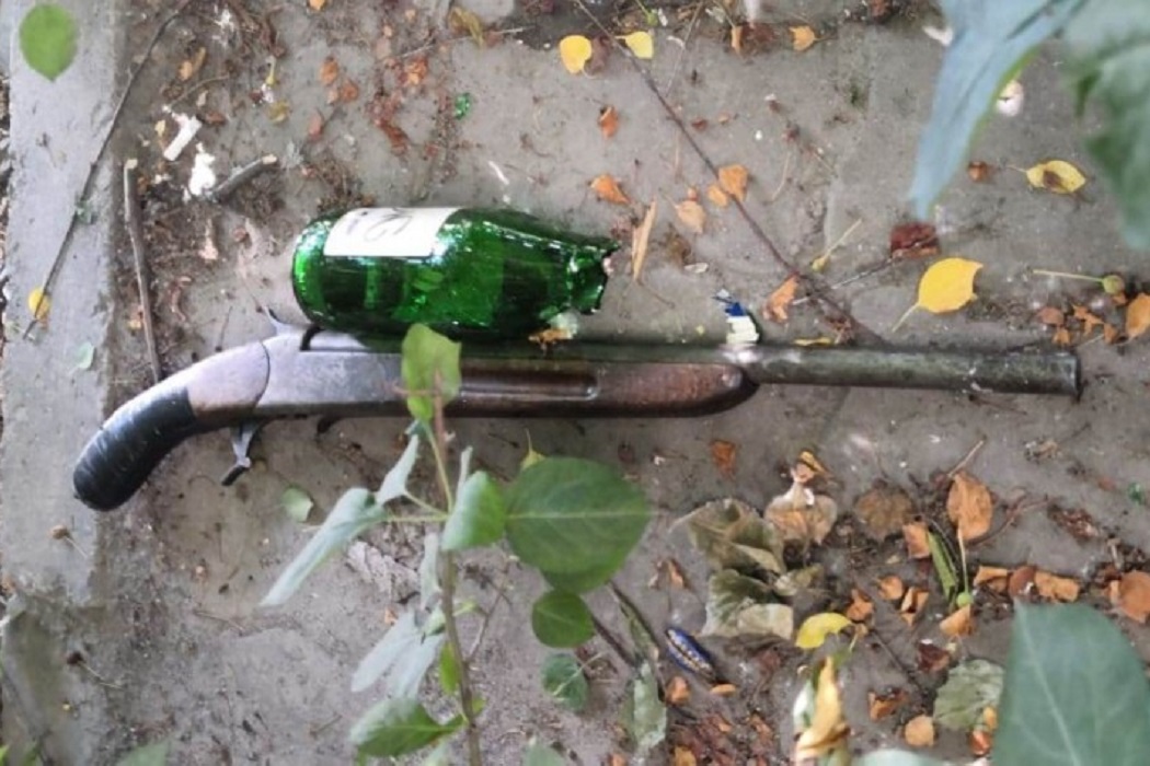 В Екатеринбурге полицейские поймали рецидивиста с обрезом ружья