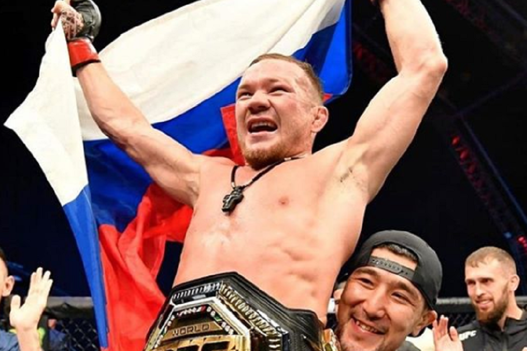 Уральский боец Пётр Ян стал новым чемпионом UFC