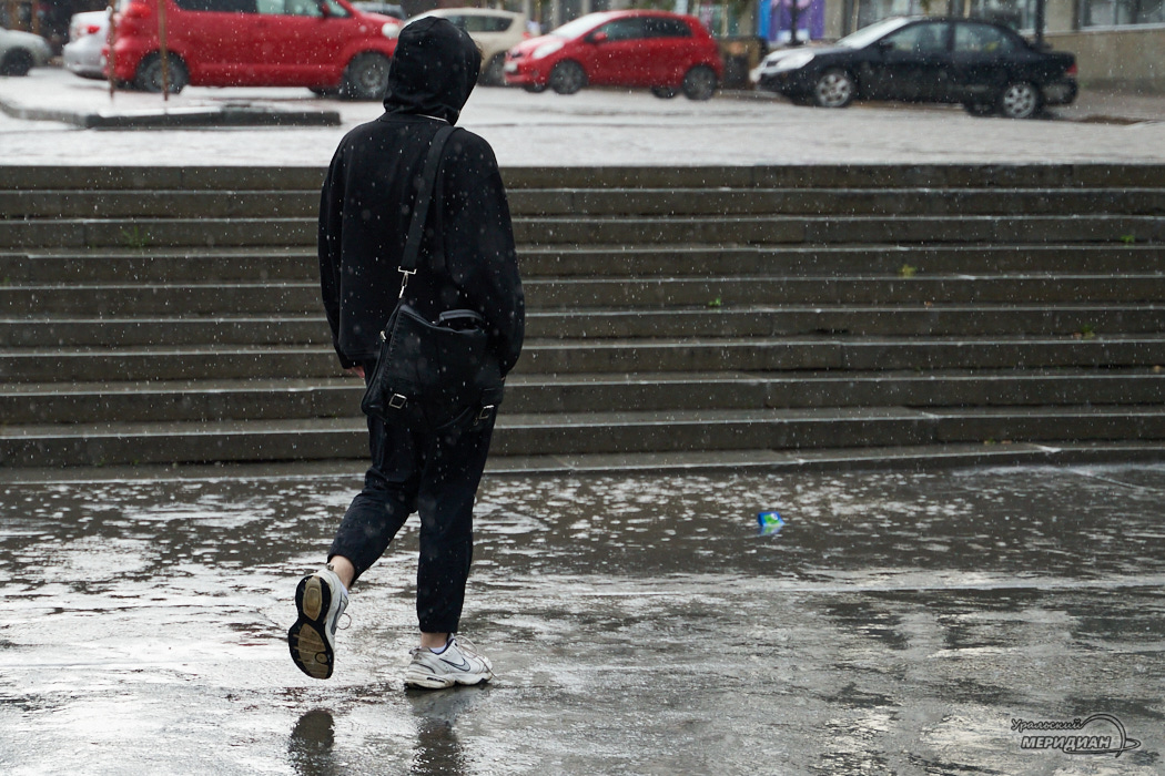 дождь пешеход человек улица