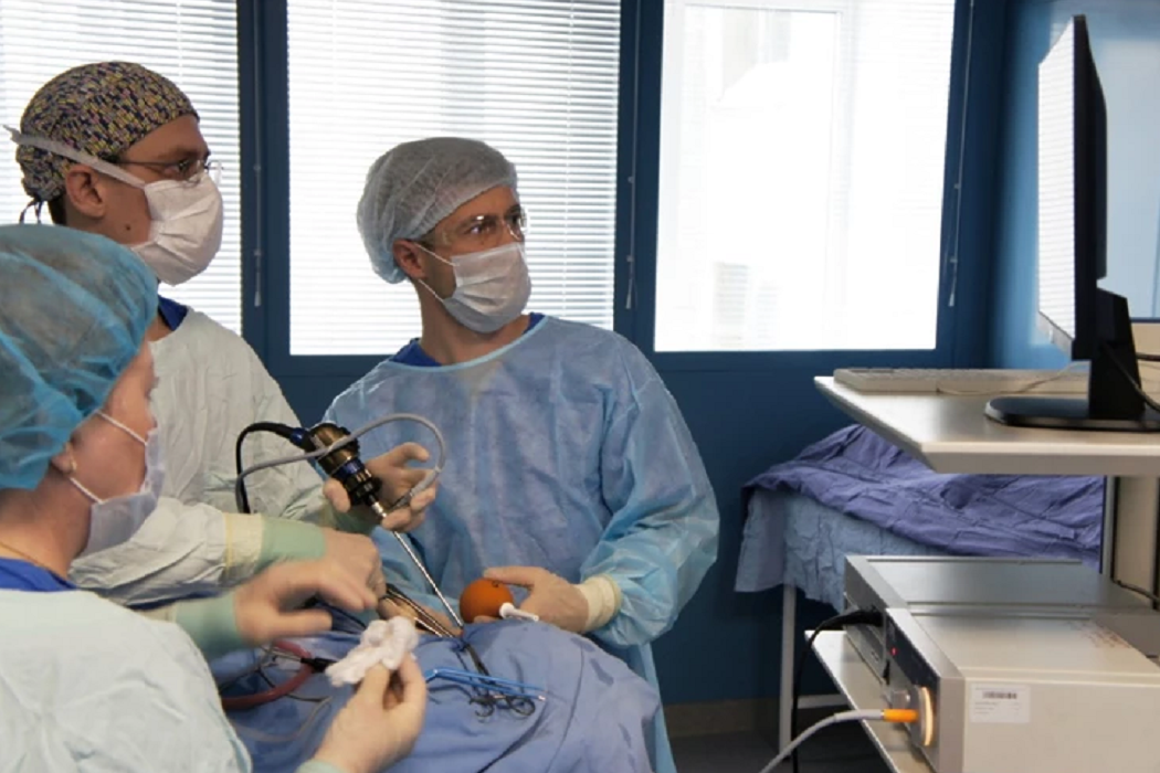 Свердловские хирурги удалили гигантскую опухоль у ребёнка