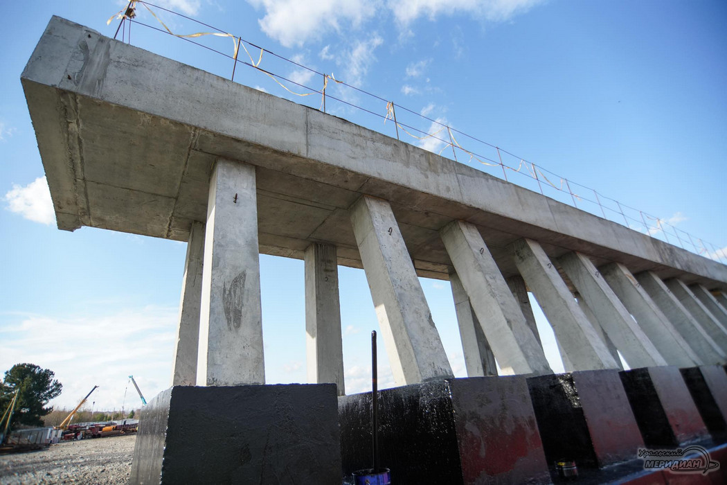 Строительство моста мост через Тагильский пруд