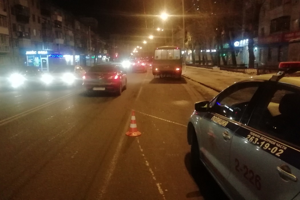 В Екатеринбурге приставы арестовали кабриолет за долги владельца