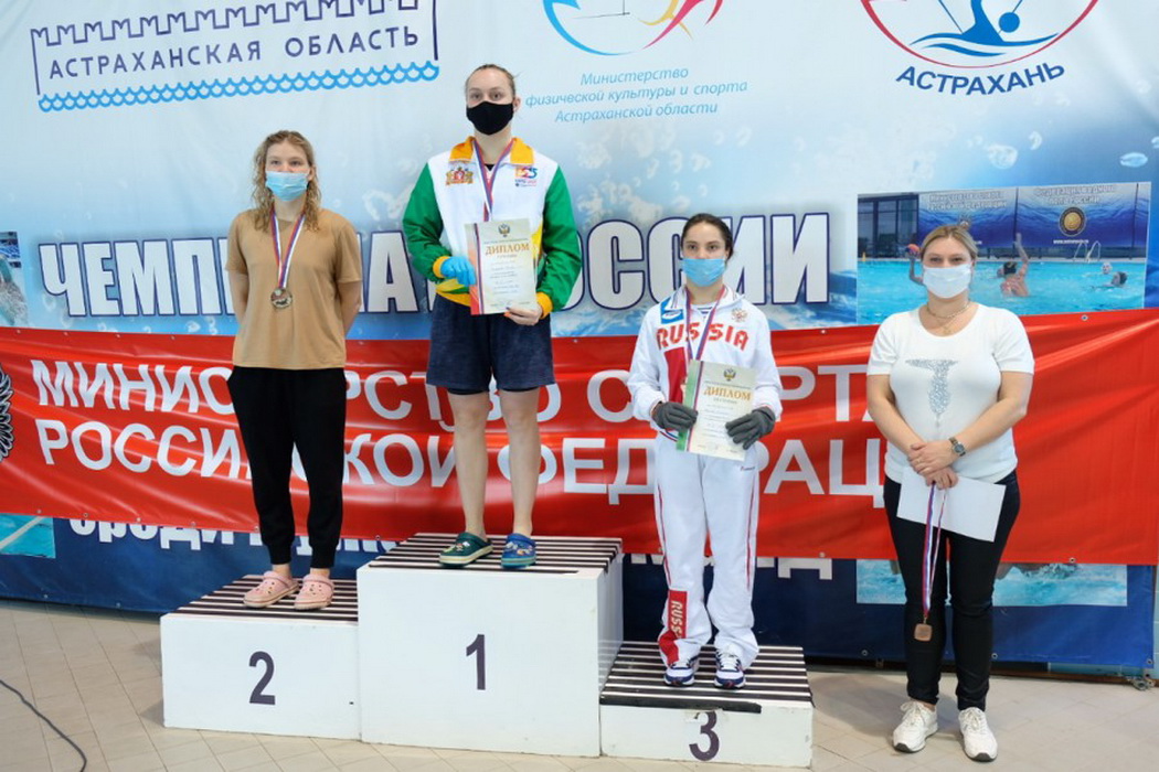Юная спортсменка из Екатеринбурга установила рекорд России по плаванию