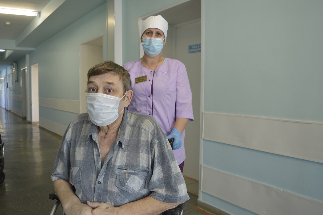 75 дней в реанимации врачи спасли ишимца с тяжелым течением коронавируса