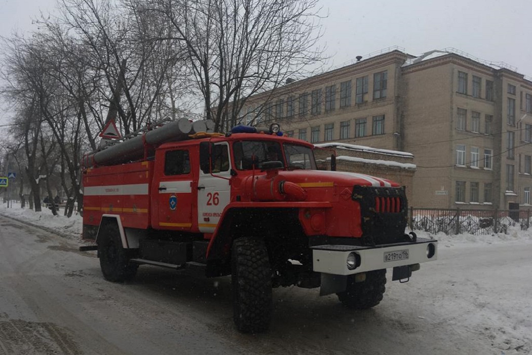 В Каменске-Уральском из-за пожара в школе эвакуировались 190 человек