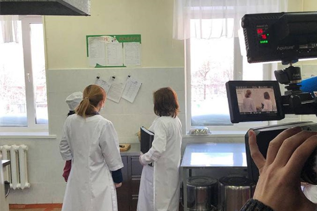 Прокуратура и санврачи проверяют состояние пищеблоков в детсадах Ноябрьска