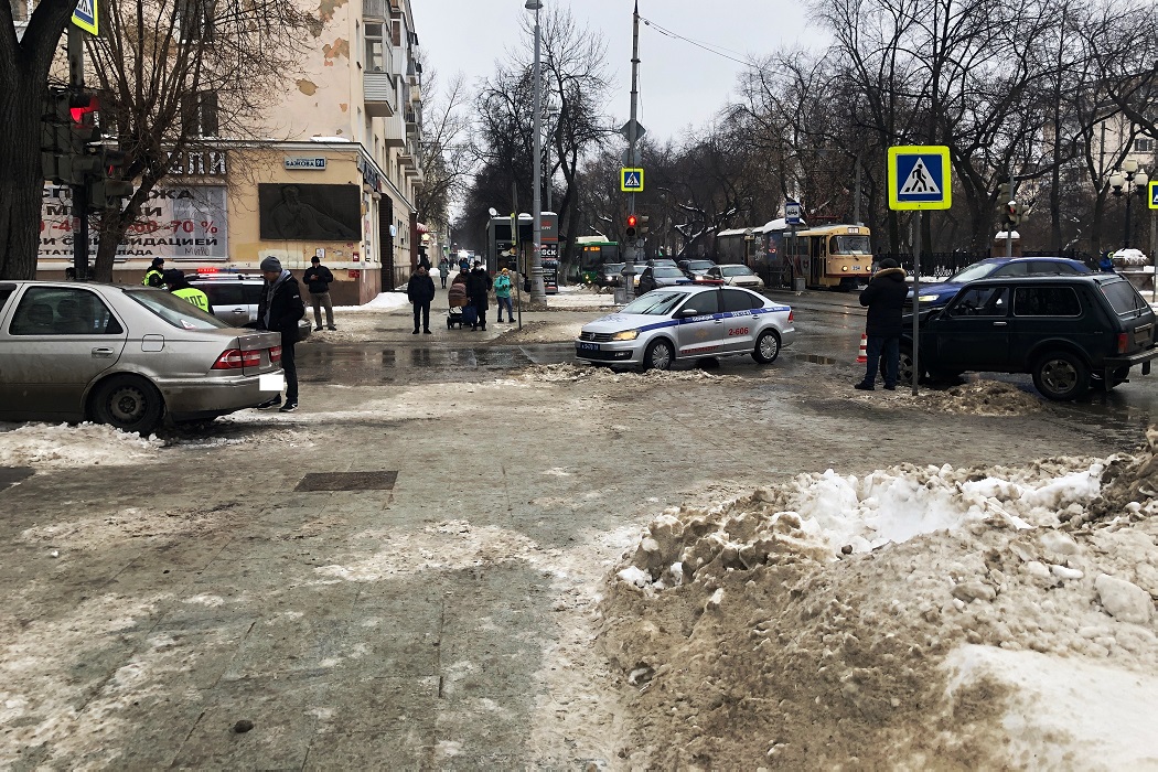 В Екатеринбурге среди 4-х пострадавших в ДТП один несовершеннолетний