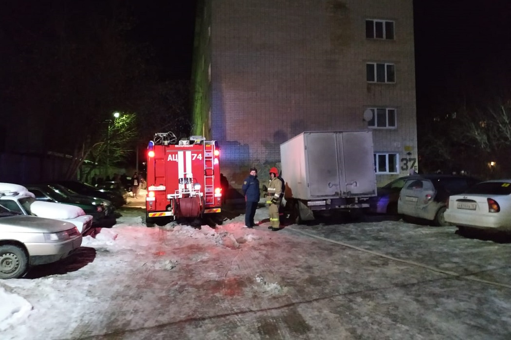 В Екатеринбурге в общежитии УГЛТУ случился пожар