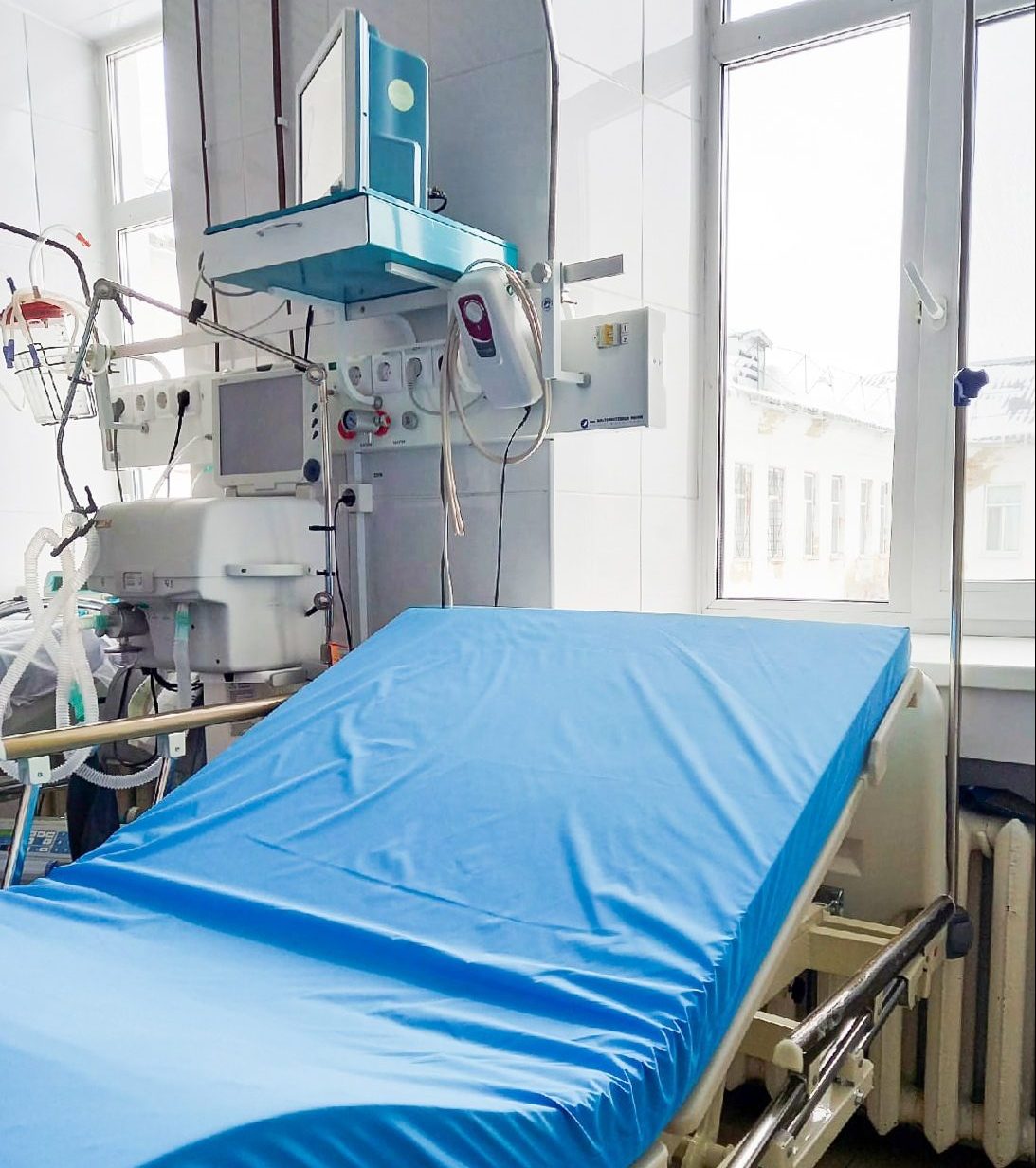 Ялуторовской больнице подарили две функциональные кровати 1