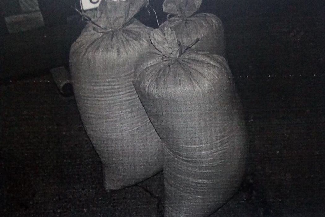 В Тюменской области мужчина украл со склада мешки с зерном