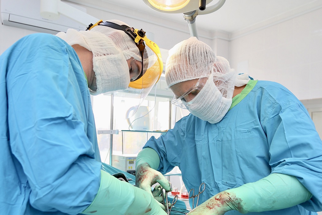 Врачи Тобольска спасли пациентку с инфарктом и внутренним кровотечением