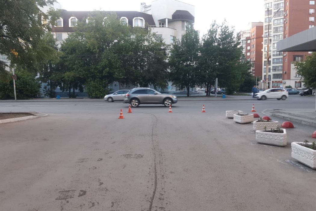 В Екатеринбурге водитель Hyundai сбил 12-летнего велосипедиста