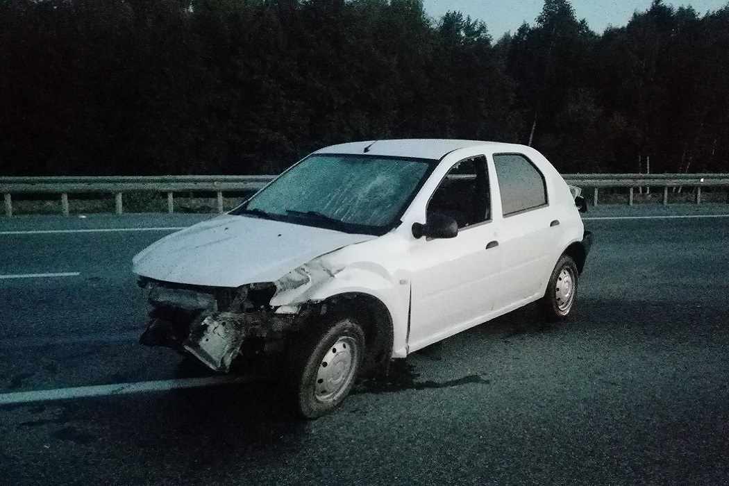 На Серовском тракте 18-летний водитель Renault устроил ДТП с пострадавшими