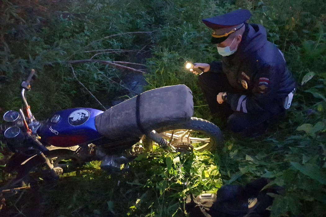В ДТП в Среднеуральске погибла 16-летняя пассажирка мопеда