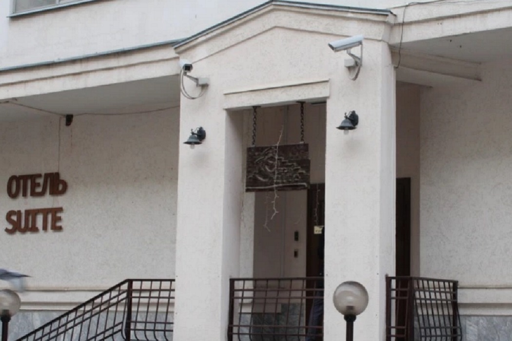 В Екатеринбурге за долги по кредитам продадут на аукционе отель Suite