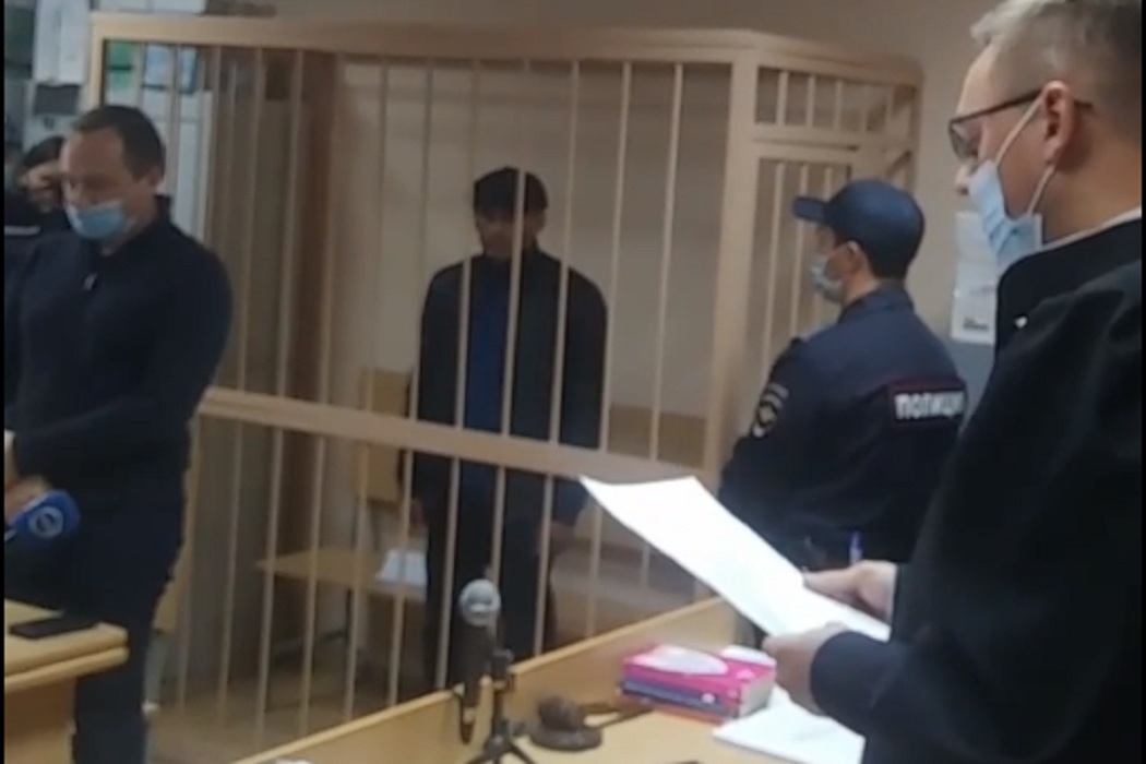 Суд продлил задержание фигурантам дела об отравлении спиртом в Екатеринбурге