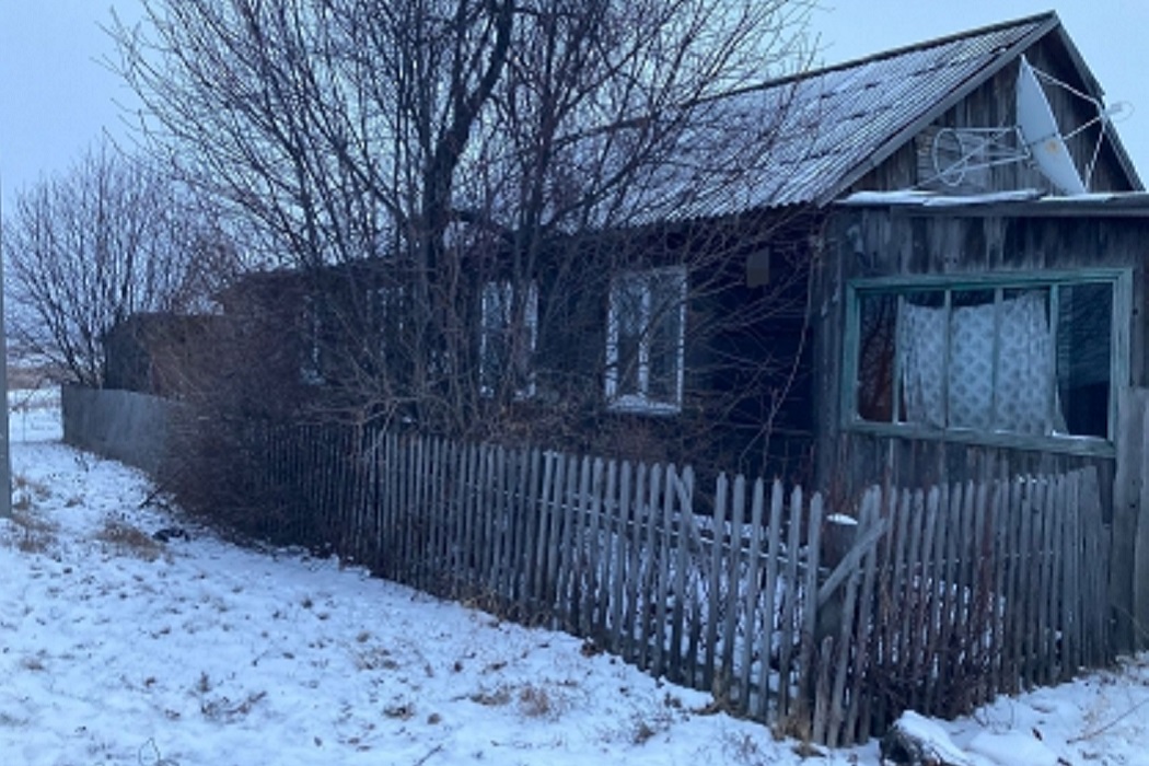 Дом + жилой дом + калитка + деревянный дом + зима + Курганская область + место убийства + убийство