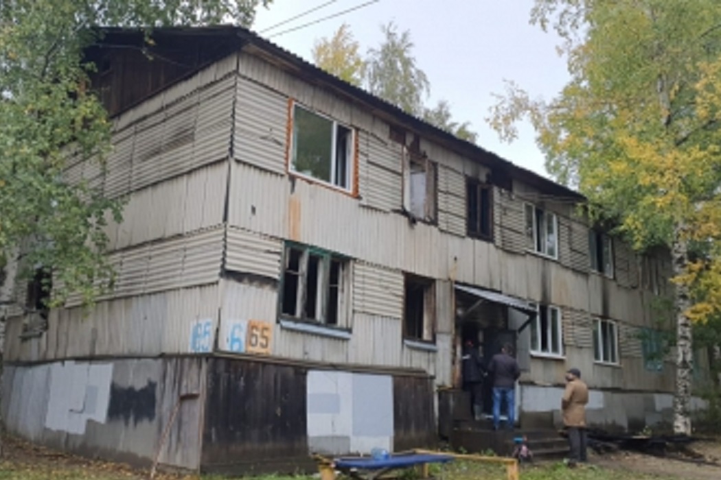В Нефтеюганске осудят бездомного, устроившего пожар в жилом доме с двумя погибшими