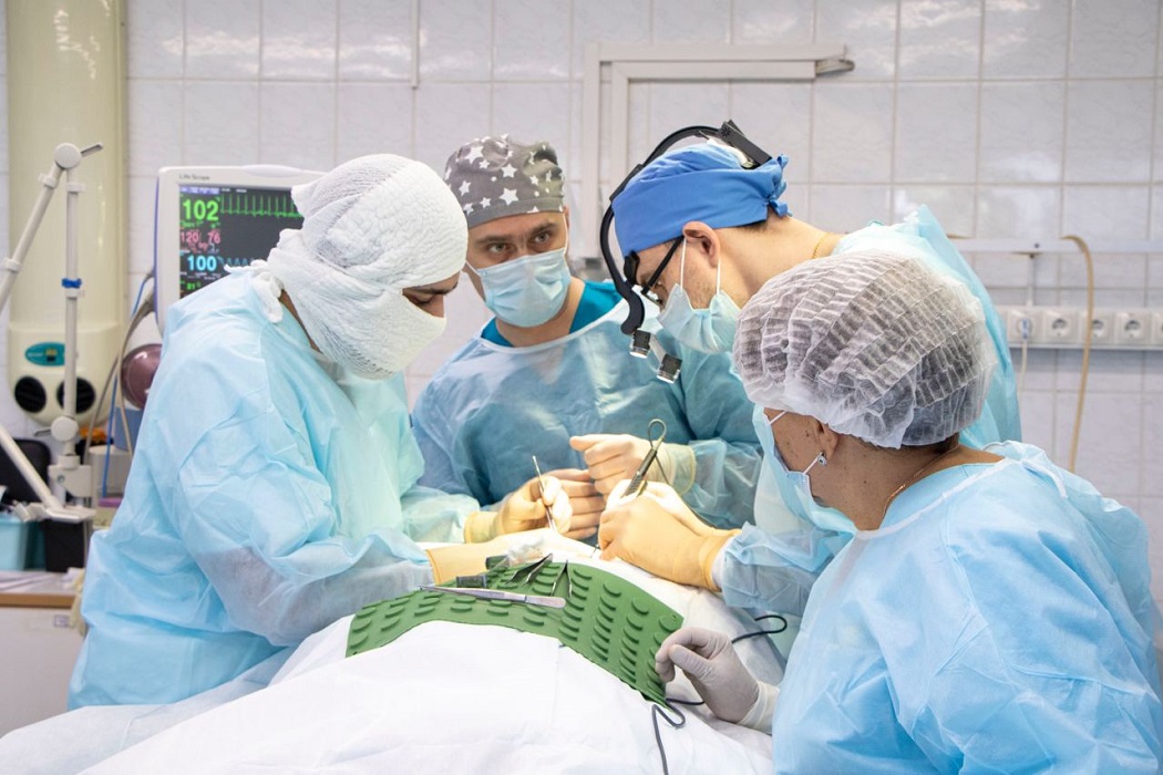 В Нижневартовске начали проводить открытые операции на сонной артерии 1