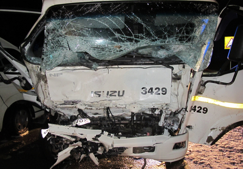 В Югре в массовом ДТП с грузовиком погибли три человека