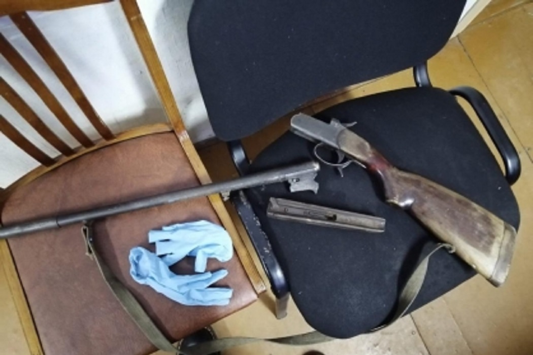 В Югре мужчина выстрелил из охотничьего ружья в полуторагодовалого сына