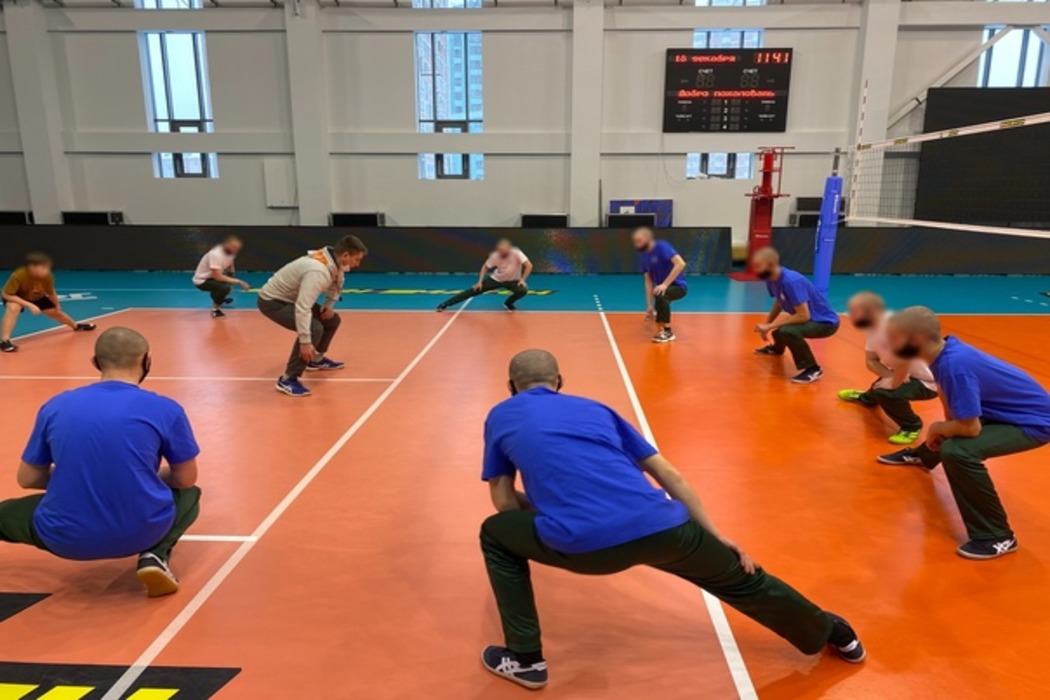 Воспитанникам Кировградской колонии провели мастер-класс по волейболу в Академии волейбола Карполя 