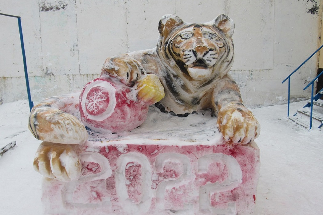 В краснотурьинской ИК-3 среди осужденных прошёл конкурс снежных тигров