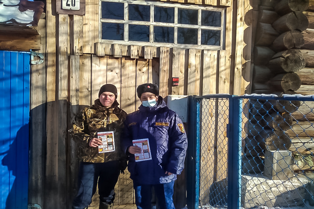 Свердловские спасатели усиливают профилактику пожаров на зимний период