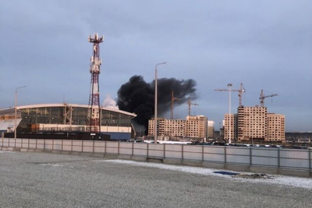 В Екатеринбурге произошёл пожар на стройке Универсиады