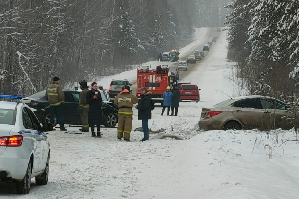 На Серовской трассе сбили водителя, пытавшегося помочь участникам ДТП