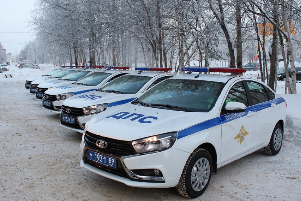 Госавтоинспекция Ямала получила 22 новых патрульных автомобиля «Лада Веста» 1
