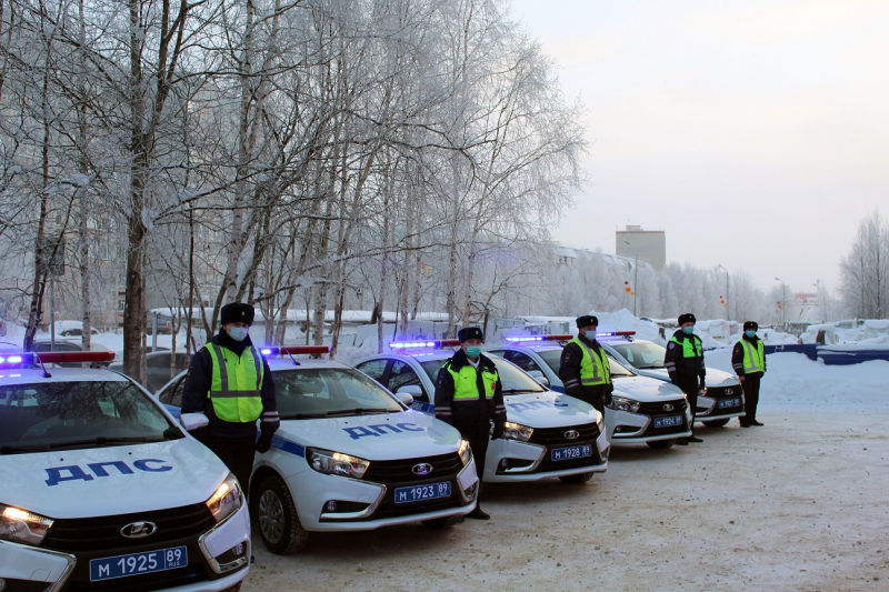 Госавтоинспекция Ямала получила 22 новых патрульных автомобиля «Лада Веста» 1