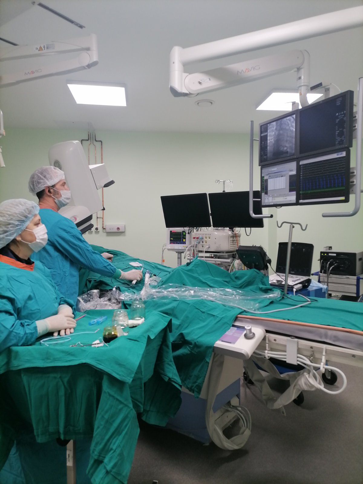 В ОКБ №1 Тюмени появилась новая операционная для лечения пациентов с нарушением ритма сердца 1