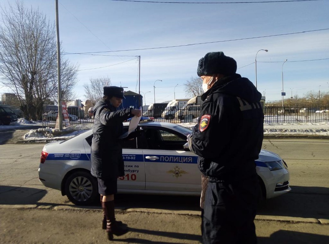 На Среднем Урале судебные приставы выявили автовладельца со 172 штрафами
