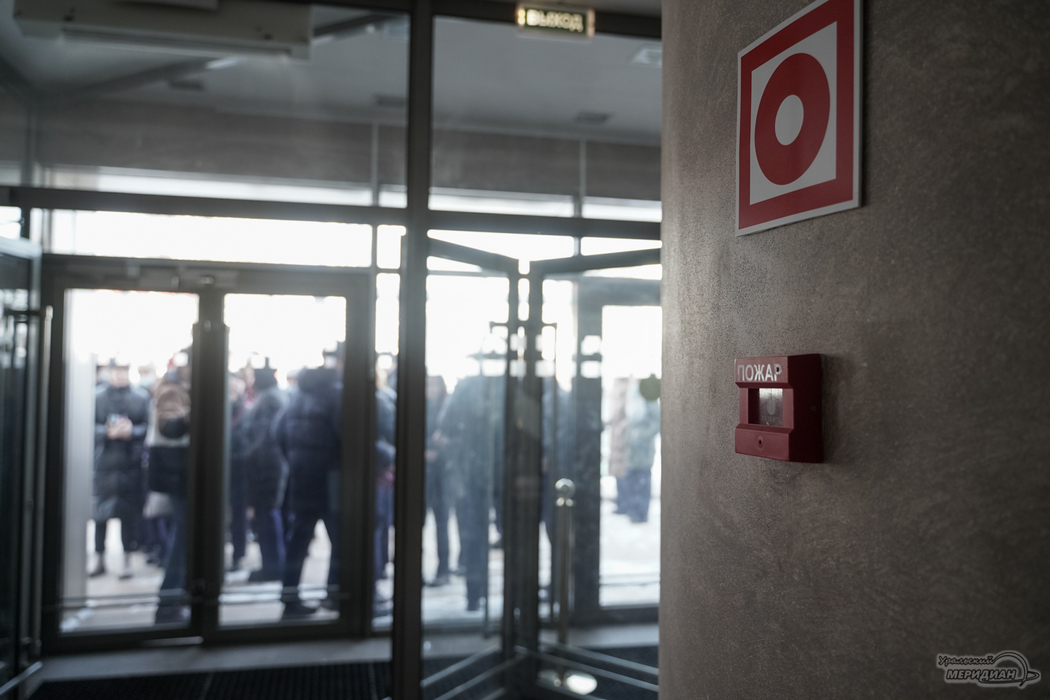 В Екатеринбурге эвакуировали ТРЦ «Радуга Парк» и «Мегаполис»